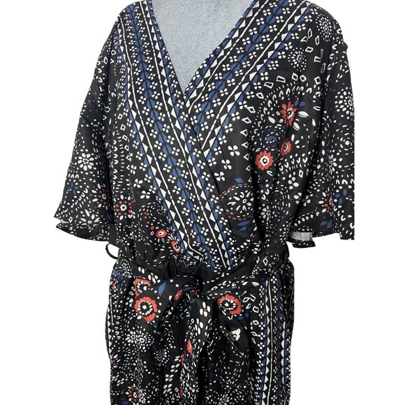 BloomChic Bandana Print Belted Pocket Surplice Neck Romper Black Size 26 NWT - Picture 4 of 16